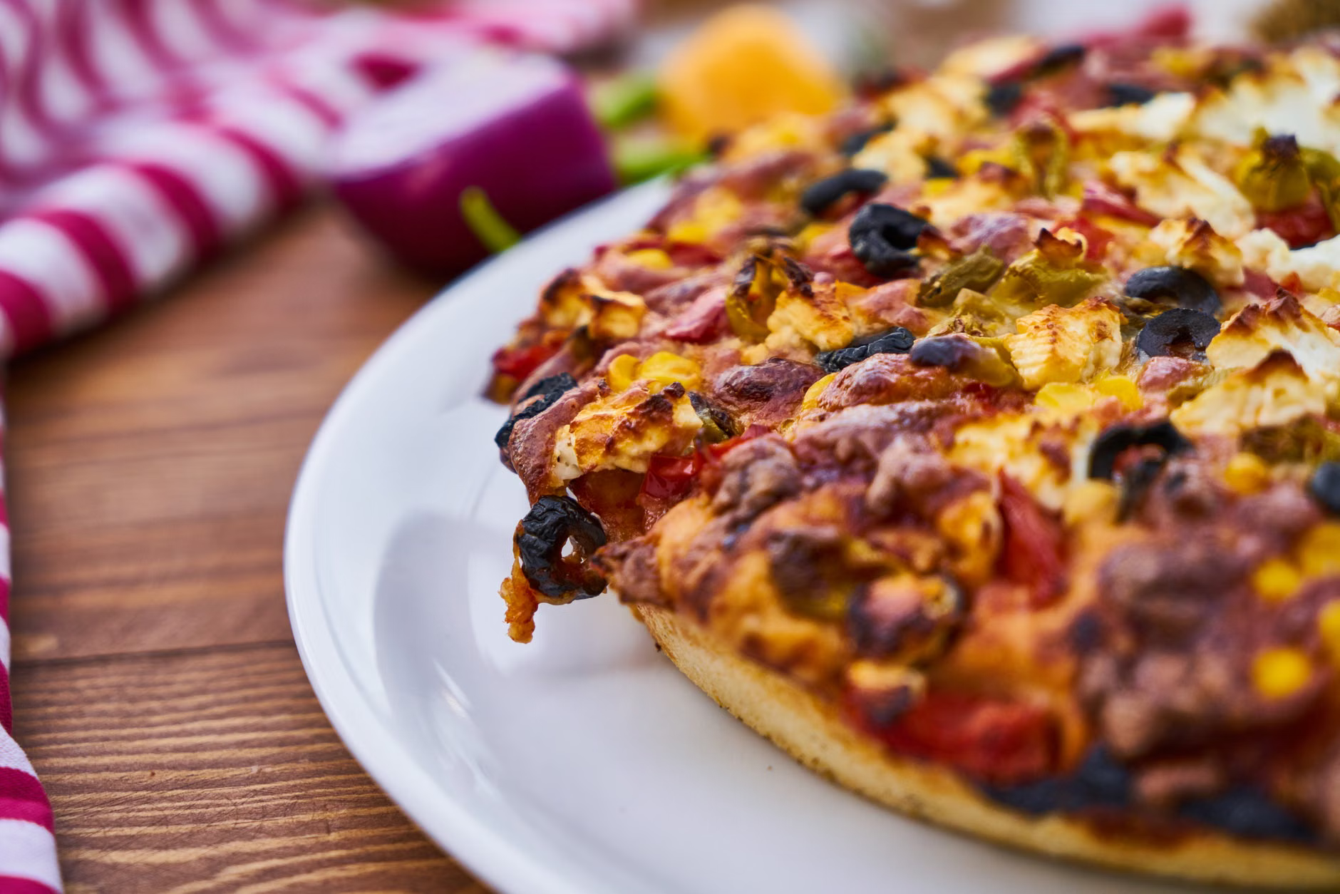 pizza crisp texture