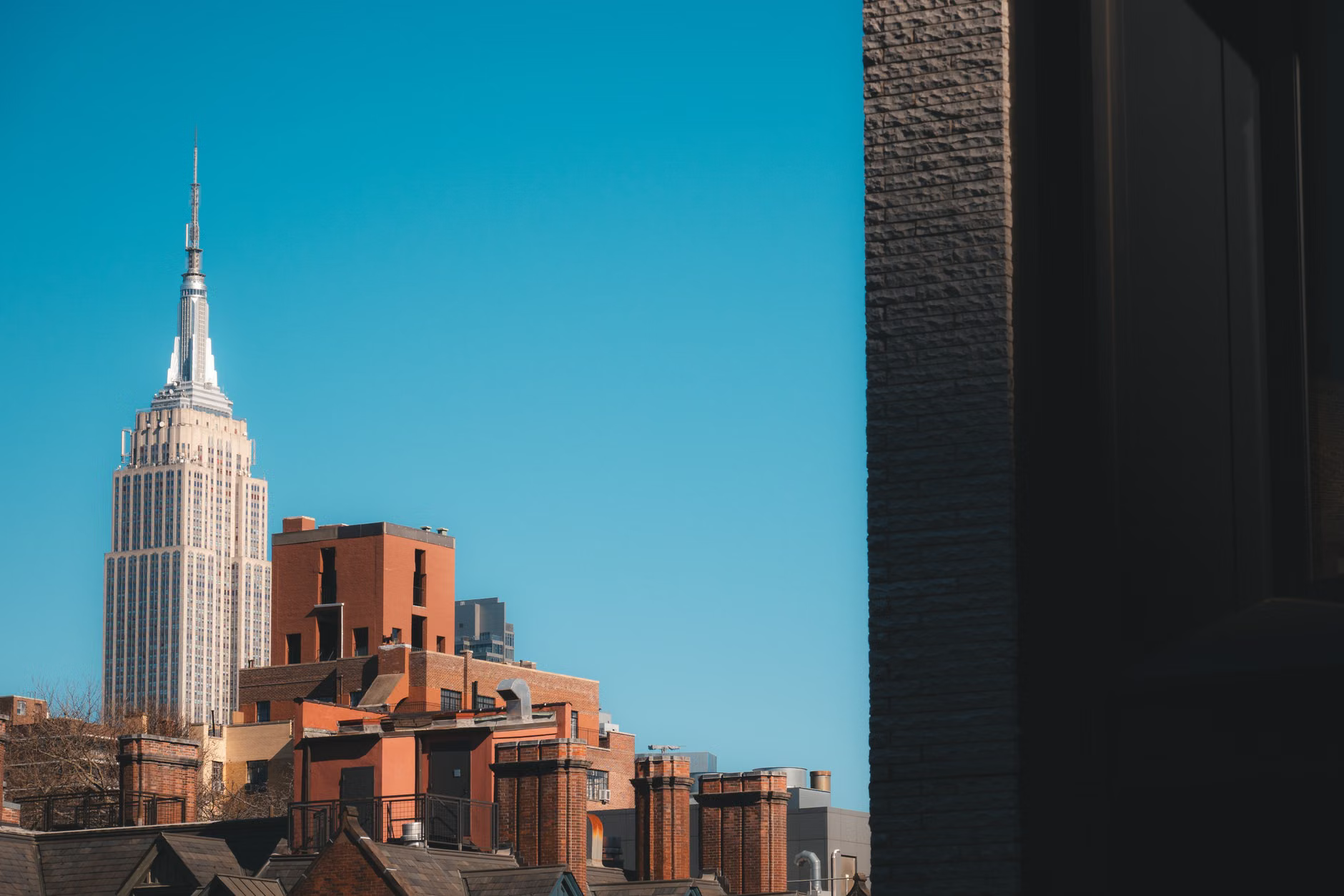 Sky-High Sips: 7 NYC Rooftop Bars with Unforgettable Views