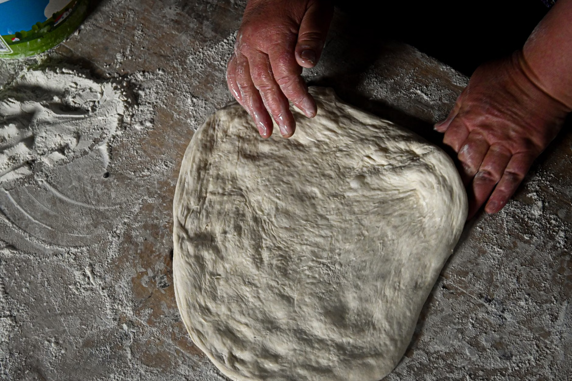 pizza dough stretching
