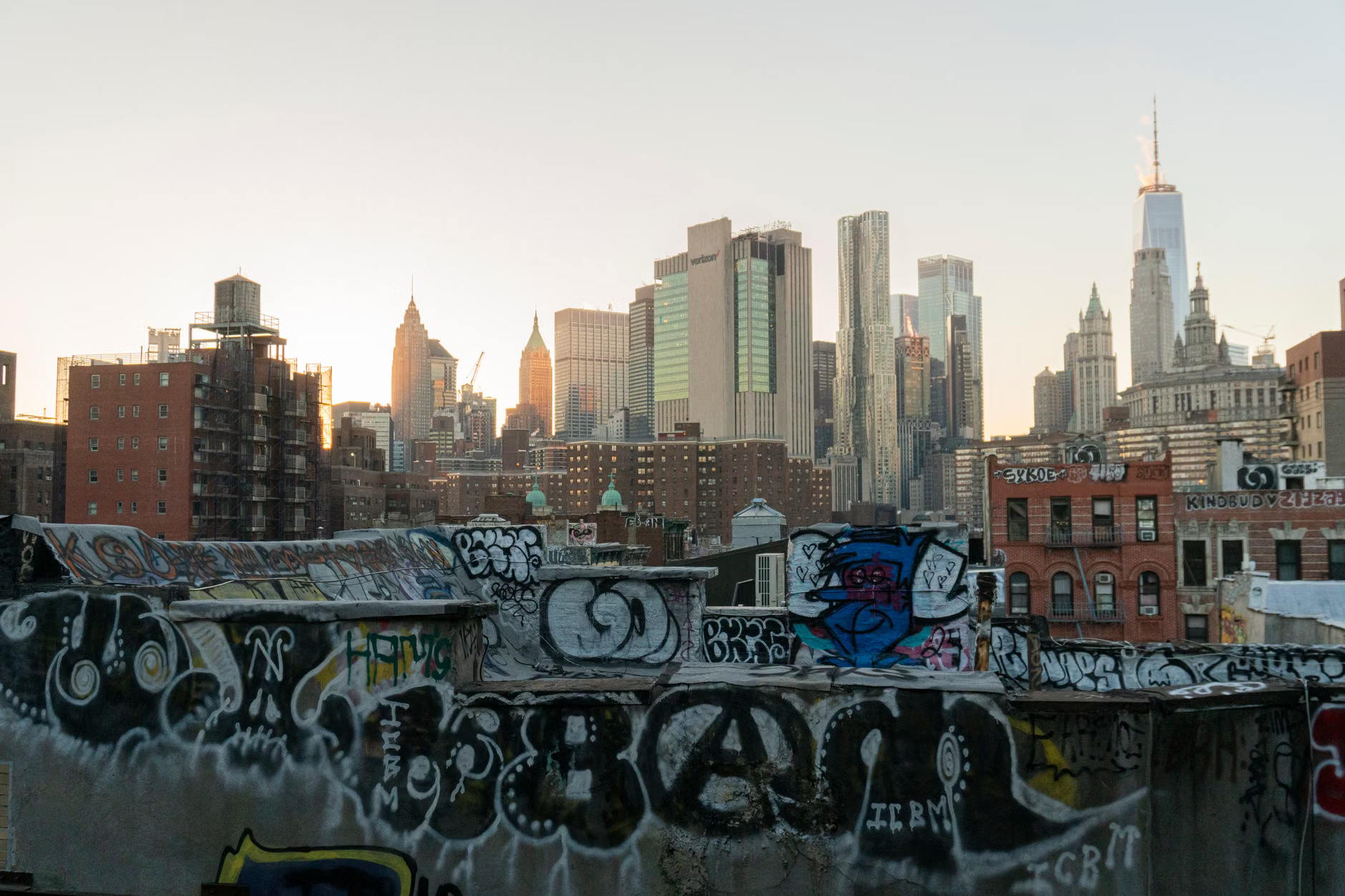 Manhattan skyline rooftop bar