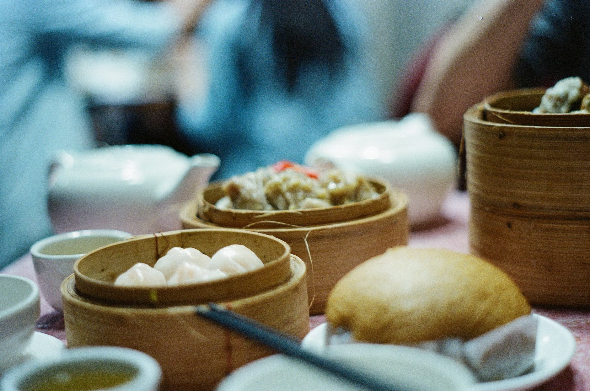 dim sum tea pouring